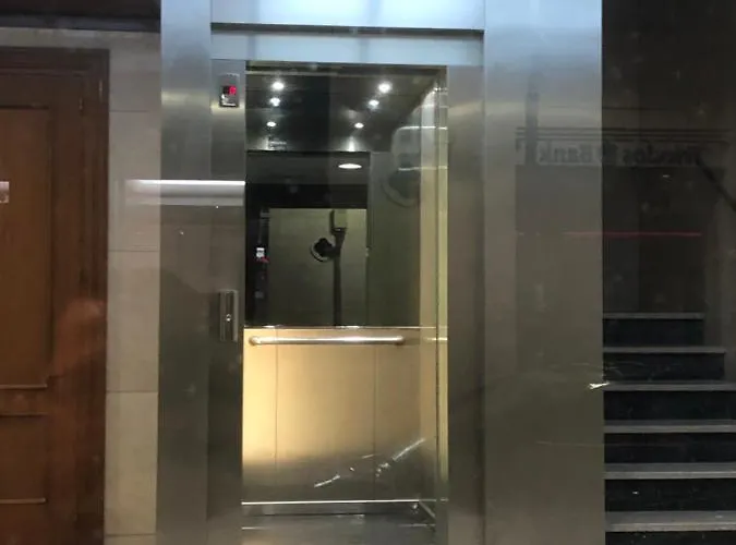 Ilios Soho *